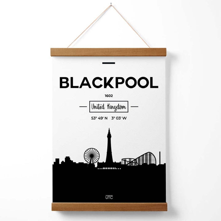Blackpool bybildeplakat i svart-hvitt med oppheng