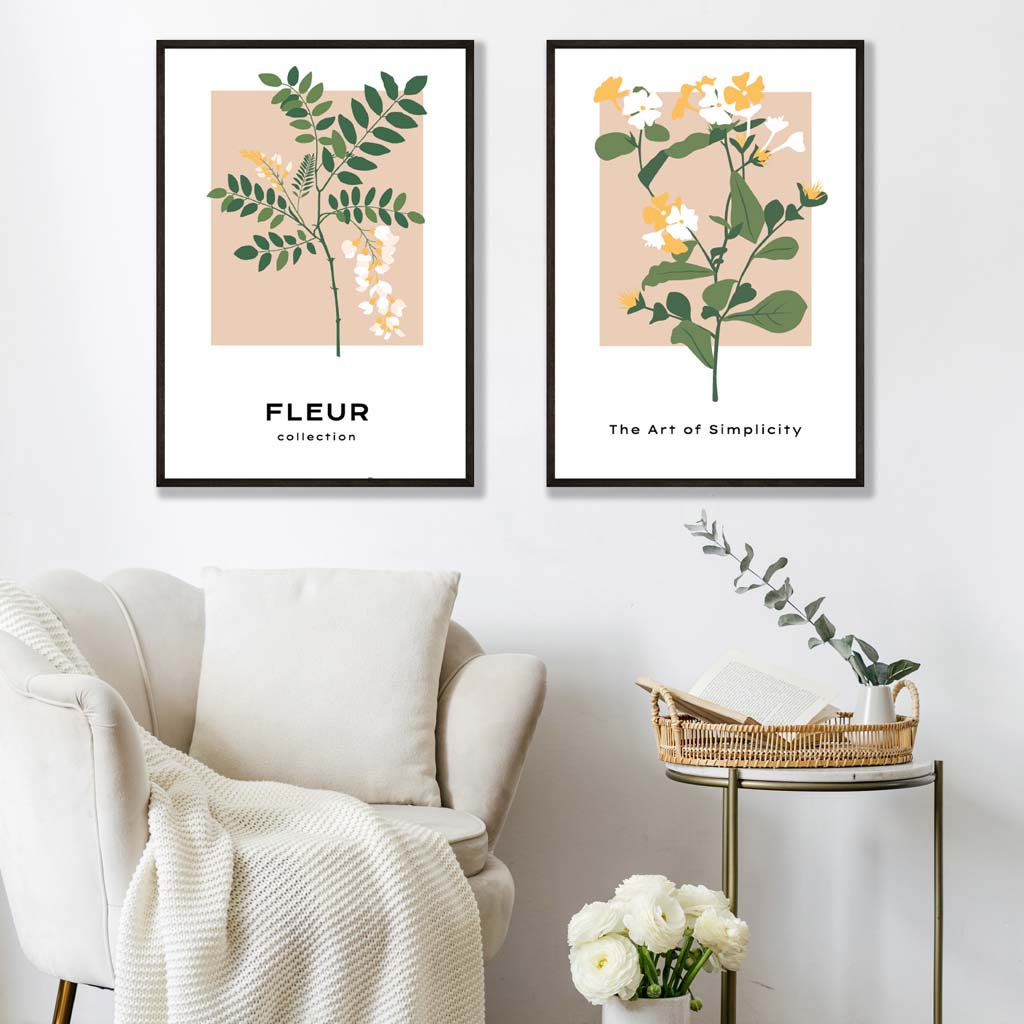 Sett med 2 kunsttrykk med beige og grønne villblomstmotiver i rammer