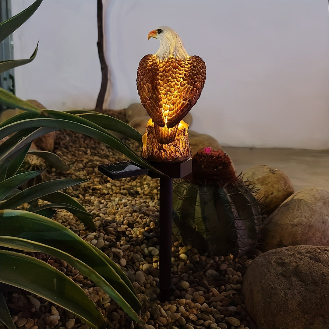 SolarGlow Eagle - Stilig Sollampe for Hagebelysning | Skanto