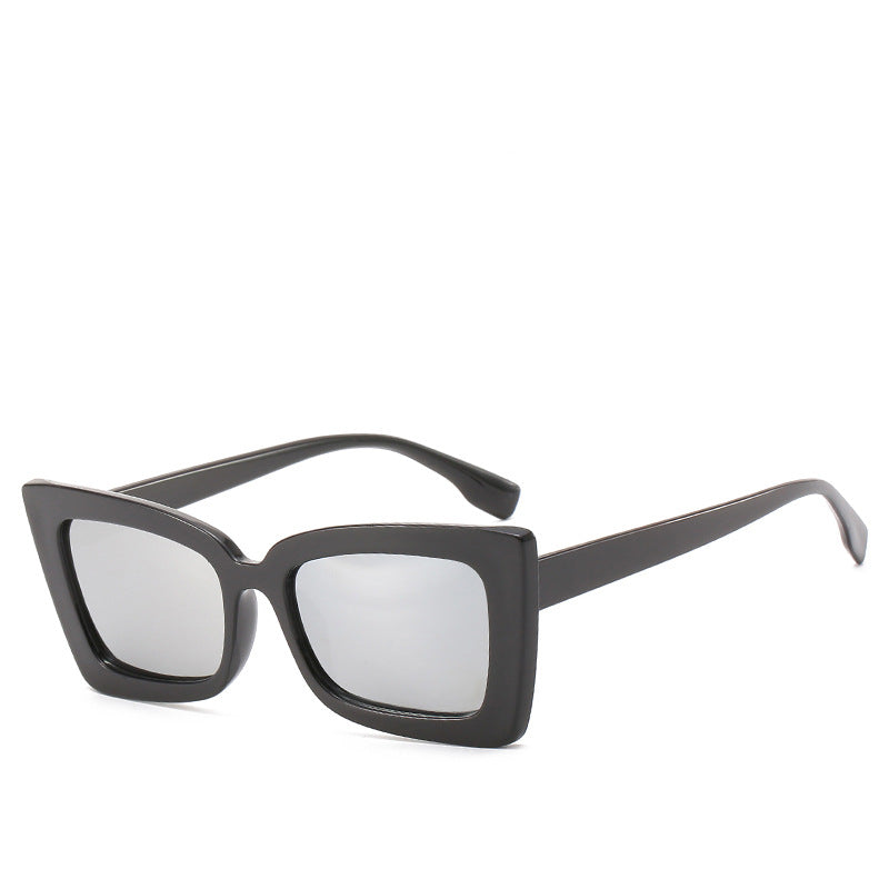 Dame Designer-solbrille med moderne geometrisk ramme Skanto