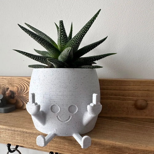 Skanto | Smilende Blomsterpotte med Midtfinger Opp