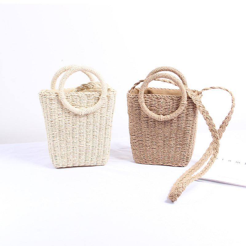 Handmade straw basket with round handles Skanto