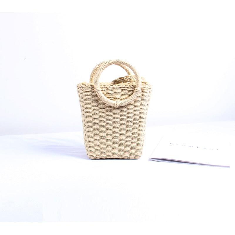 Handmade straw basket with round handles Skanto