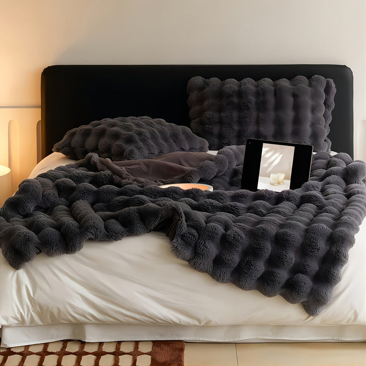 Skanto | Premium Fleece Teppe med Elegant Design