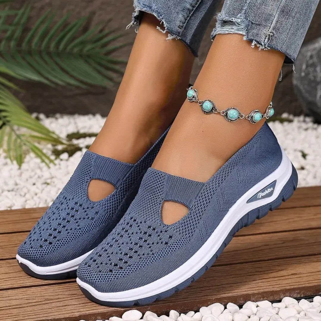Vellora – damesko i netting med slip-on-komfort