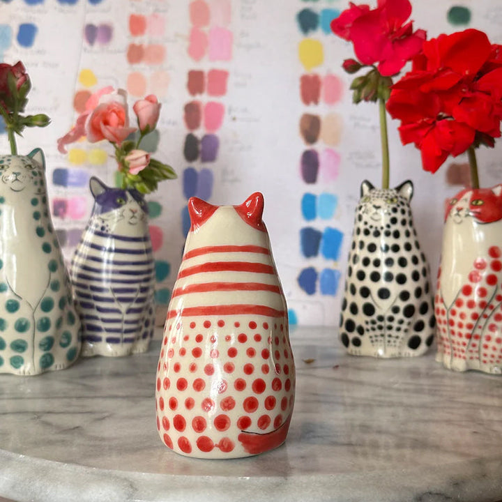 Skanto | Dotted Cat Vase