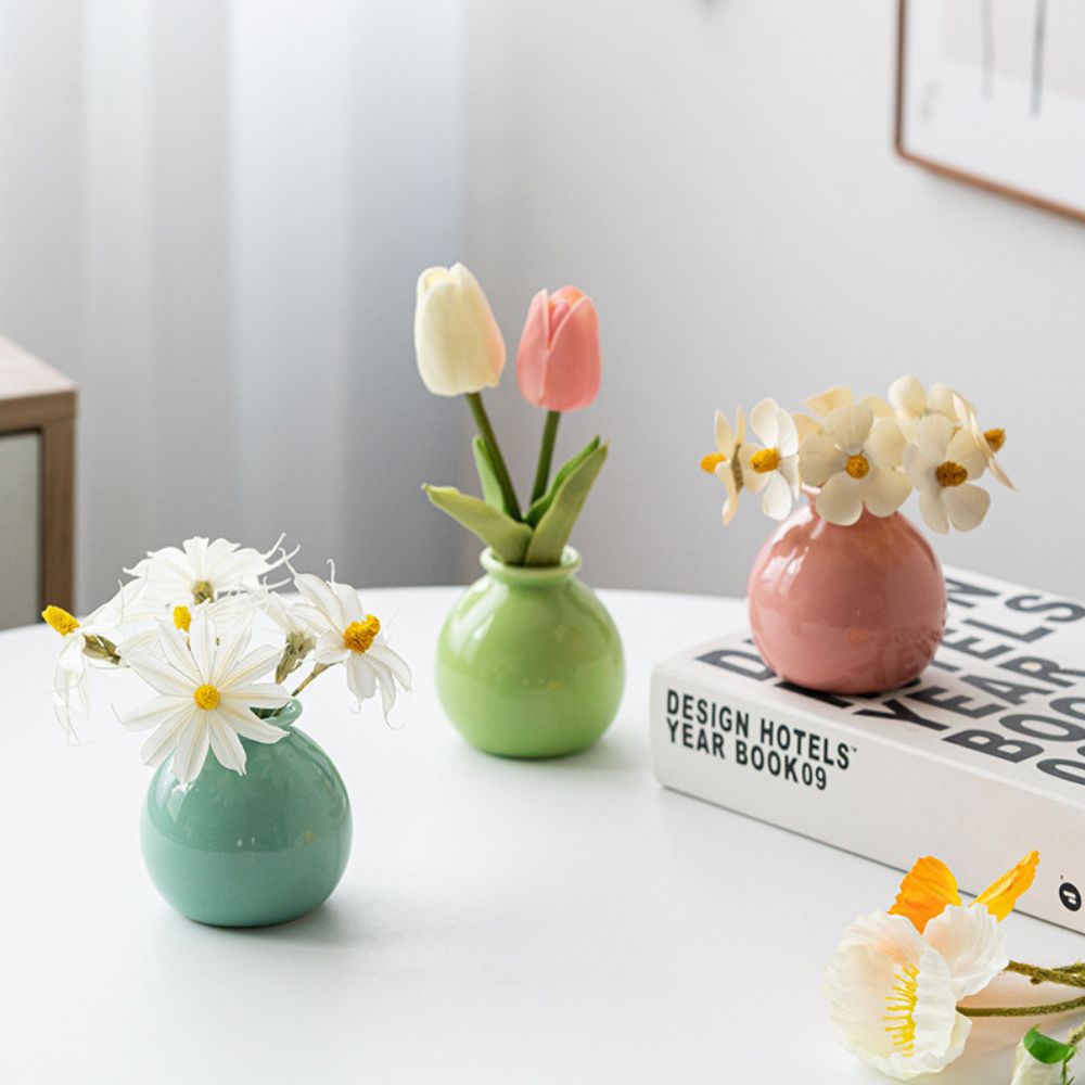 Skanto | Puffy Pout Vase