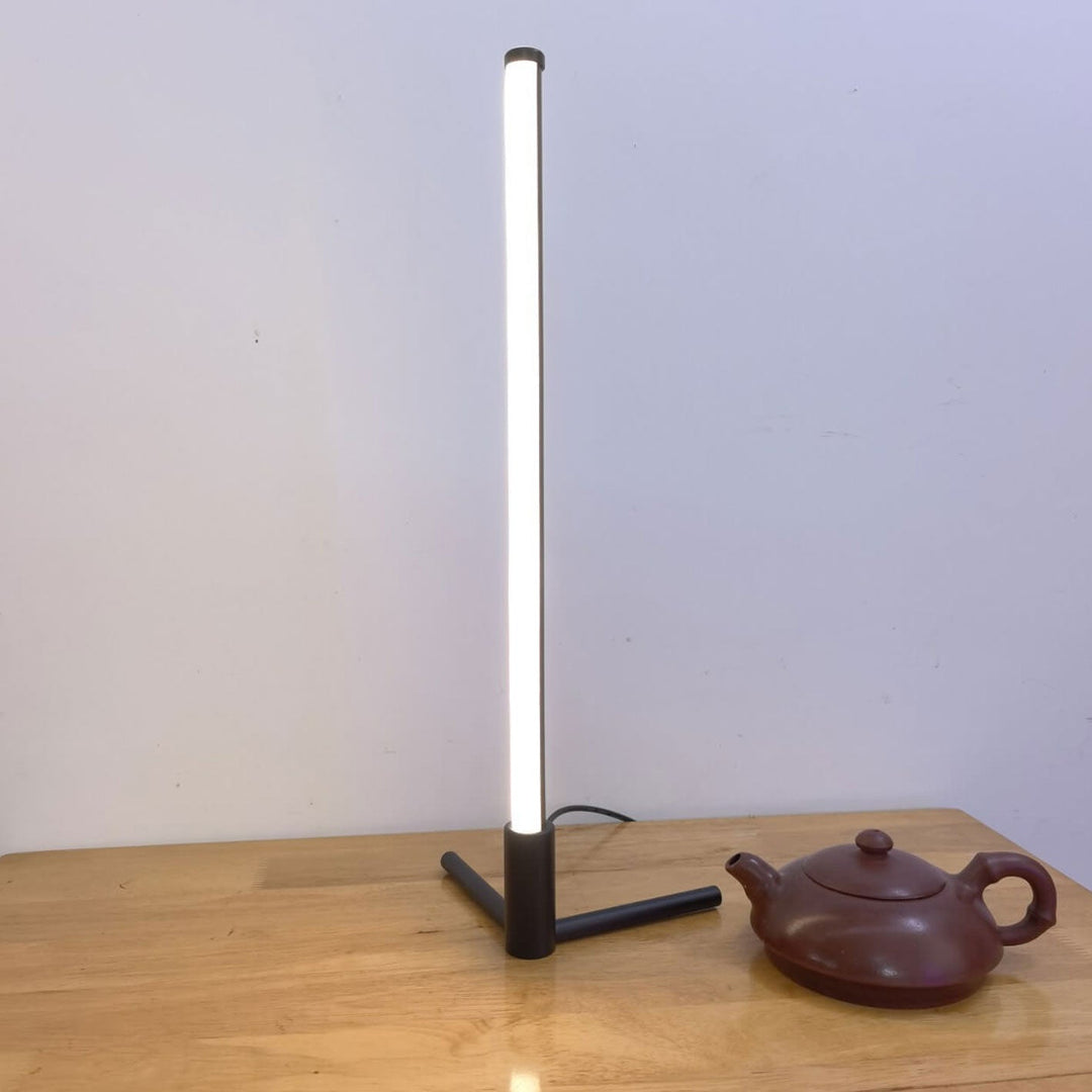 Skanto | Luminix Bar LED Bordlampe | Minimalistisk Design | Nattlampe & Ambiente Belysning | Moderne & Dekorativ