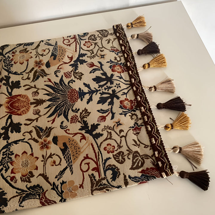 Skanto | Vintage Floral & Bird Jacquard Bordduk