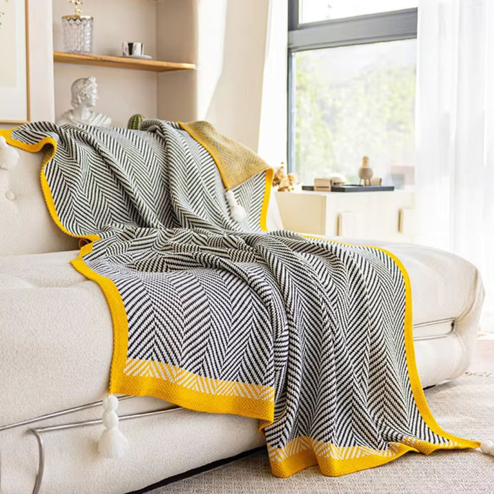 Skanto | Golden Chevron Luxe Blanket