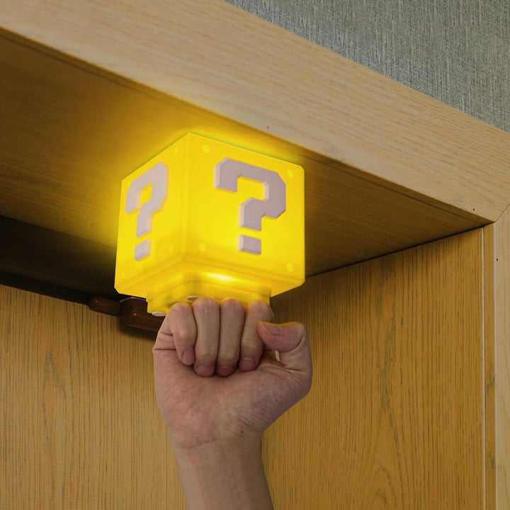 Power-Up Blokk Nattlys - Super Mario-inspirert Spilldekorasjon Skanto