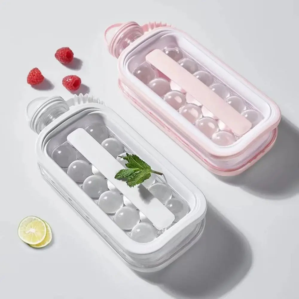 Plassbesparende isbitmaker for forfriskende delikatesser hjemme | Skanto