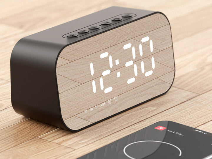 Skanto | 3-i-1 Trådløs Bluetooth-høyttaler med subwoofer, alarm, speilklokke og termometer, for hjem og kontor