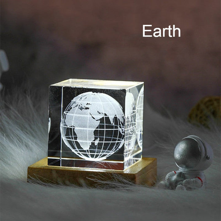 Skanto | 3D Galaxy Krystall Glass Cube med Ladelig Fargerik Lysbase, for Gave & Hjem Dekorasjon