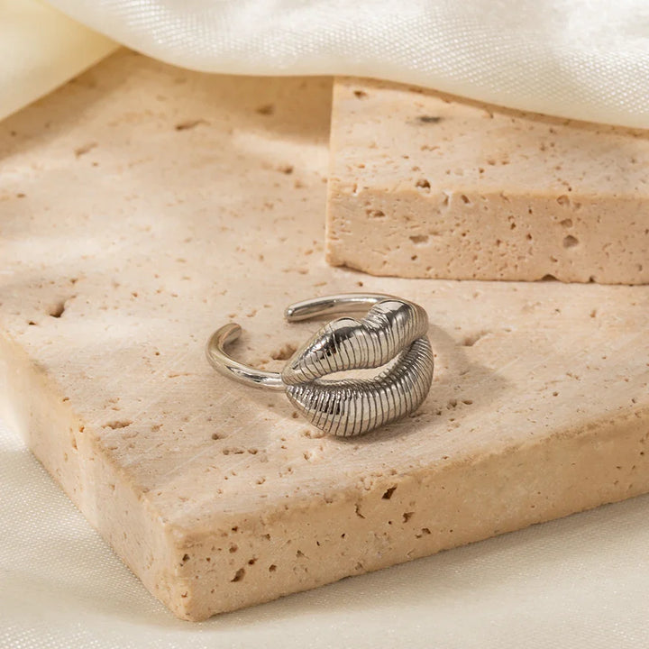 Skanto | Bold Kiss Romantisk Ring