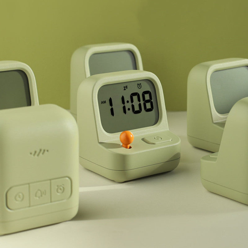 Skanto | Kreativ retro spillkonsoll med timer vekkerklokke