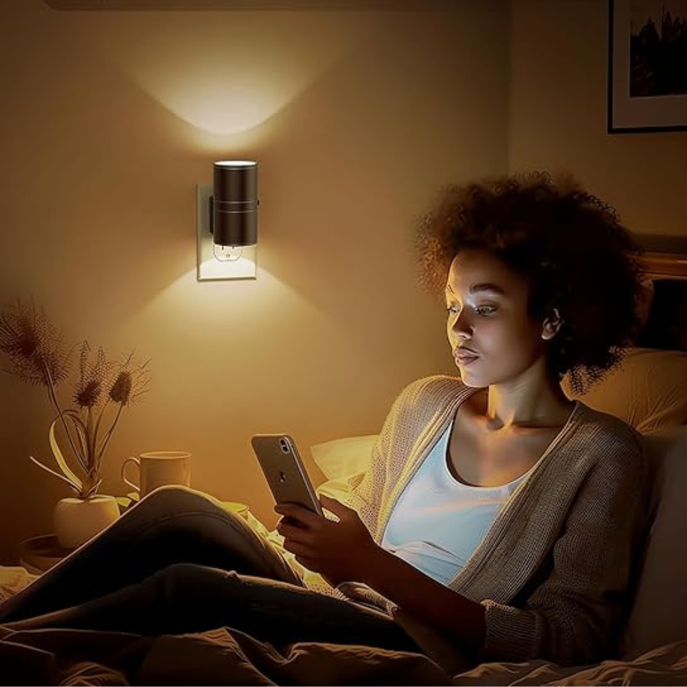 Norvo | Nattlys kontakt med lysstyrkedeteksjon og justerbar lysstyrke