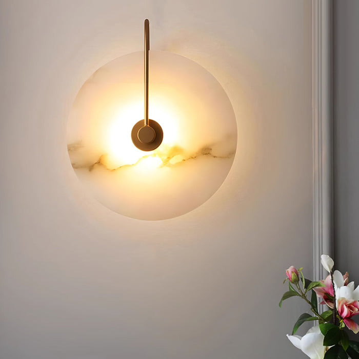 Norvo | Alabaster LED Vegglampe – Eleganse og Rolighet i Lys