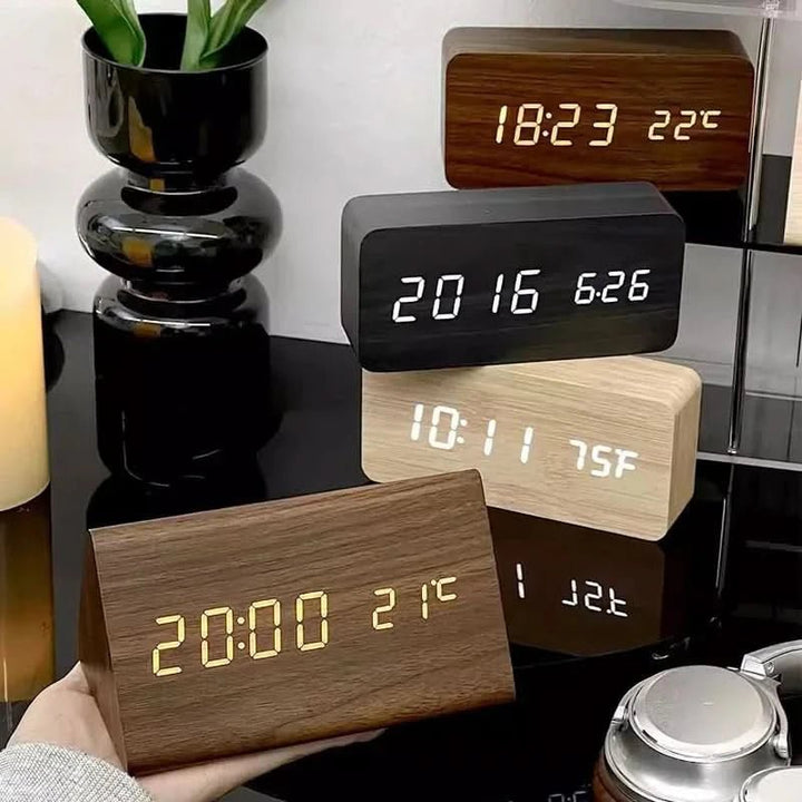 LED Vekkerklokke Tre-Look med 3 Alarmer & Temperatur | Skanto