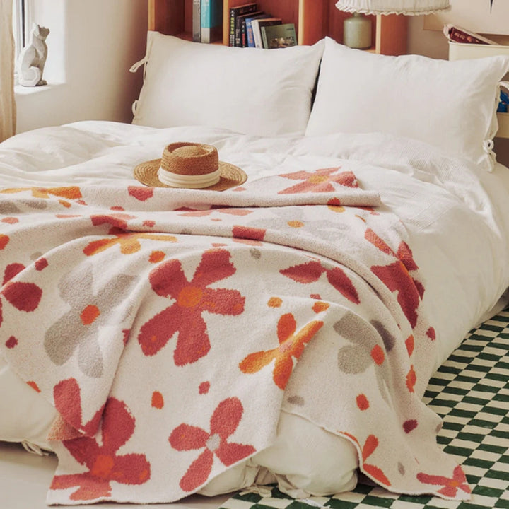 Skanto | Alvian Floral Myk Strikket Teppet