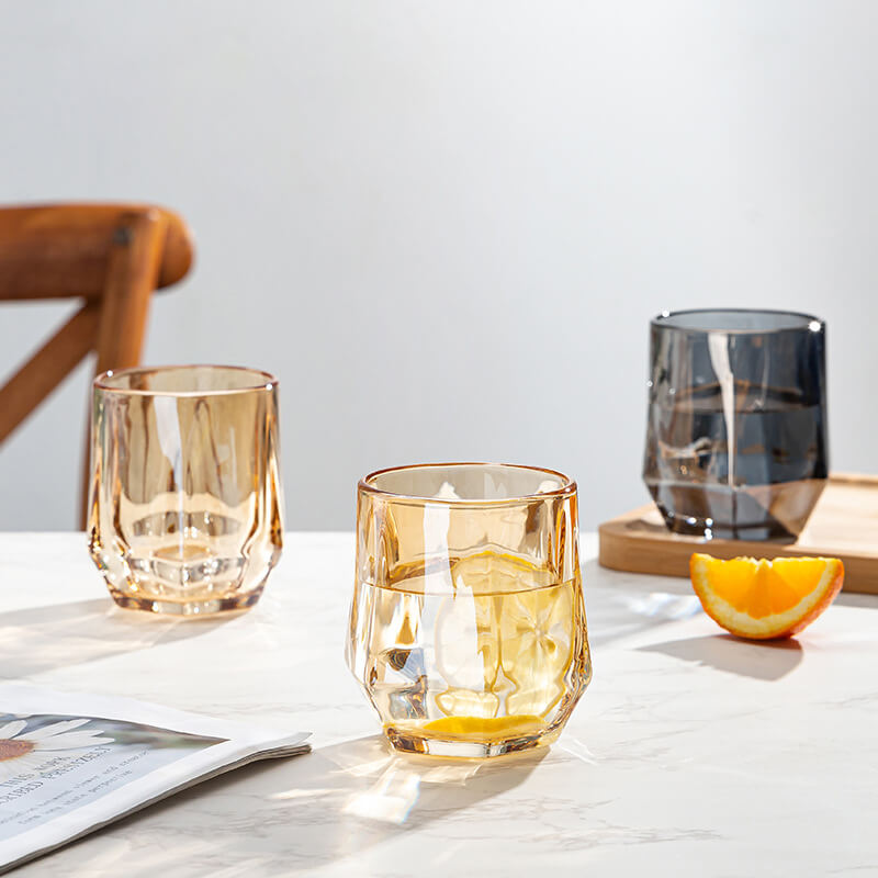 Skanto | Amber hexagonal glasskopper