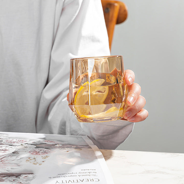 Skanto | Amber hexagonal glasskopper
