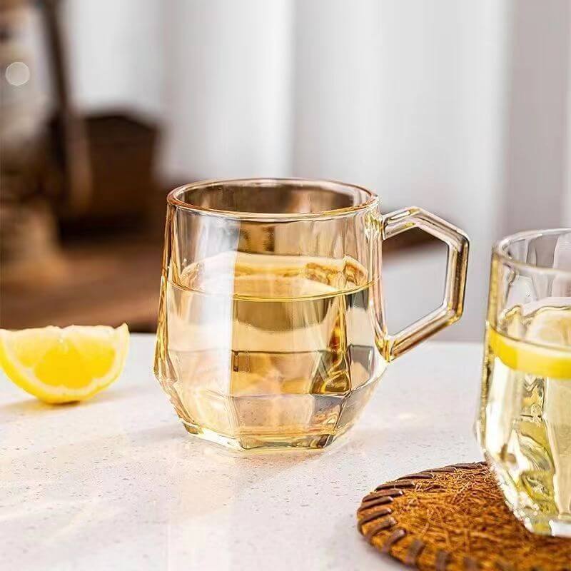 Skanto | Amber hexagonal glasskopper