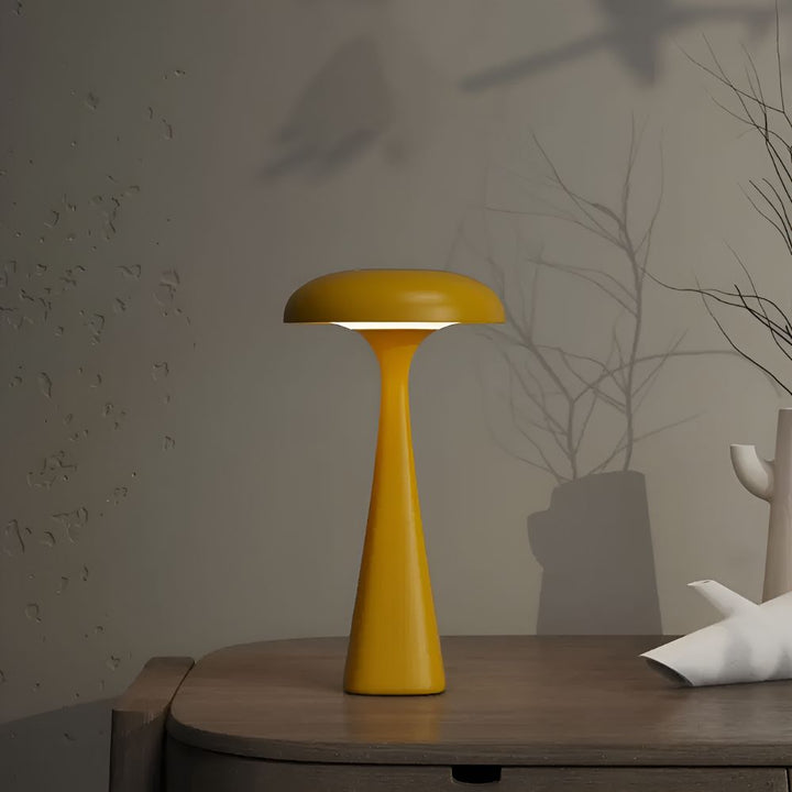 Skanto | Ava Manetthammer Skrivebordslampe
