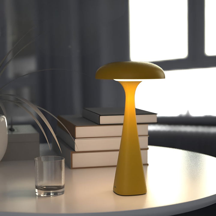 Skanto | Ava Manetthammer Skrivebordslampe