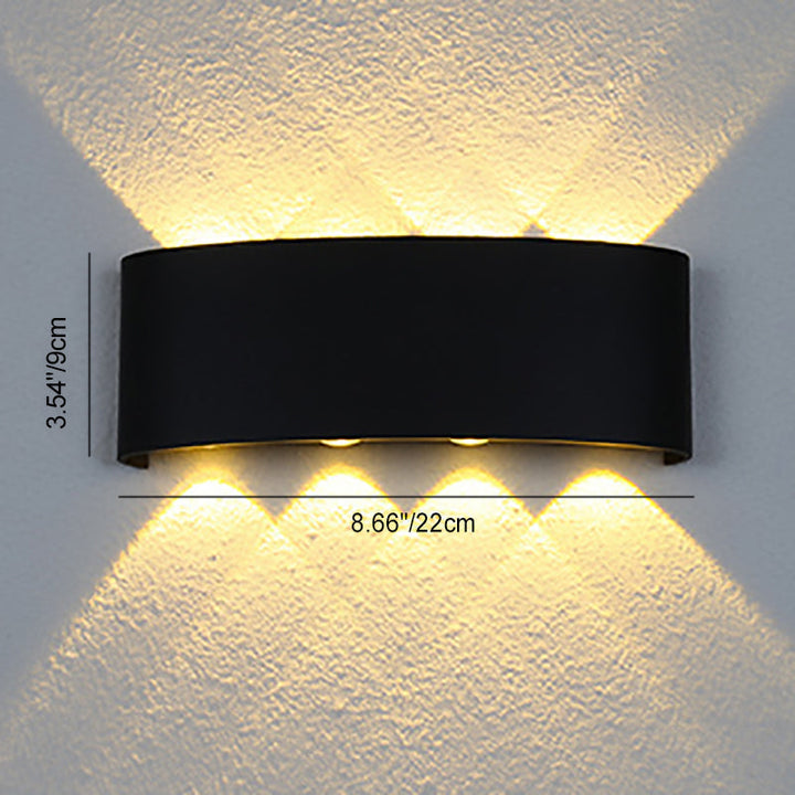 Vanntett LED-vegglampe laget av aluminium og akryl for terrasser