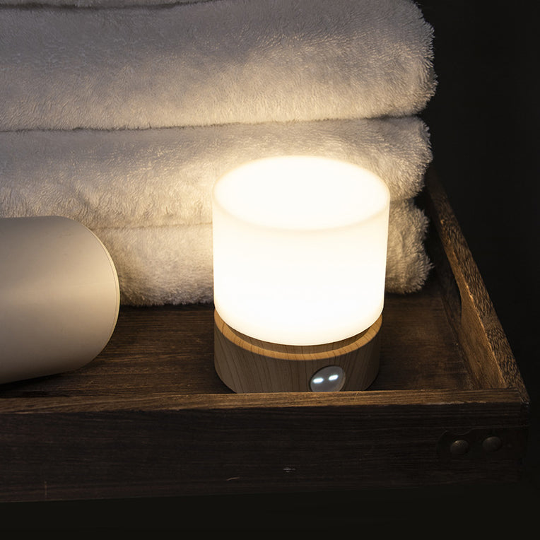Skanto | Moderne nordisk timer oppladbar ABS HIPS silikon sylinder LED bordlampe nattlys for natbordet