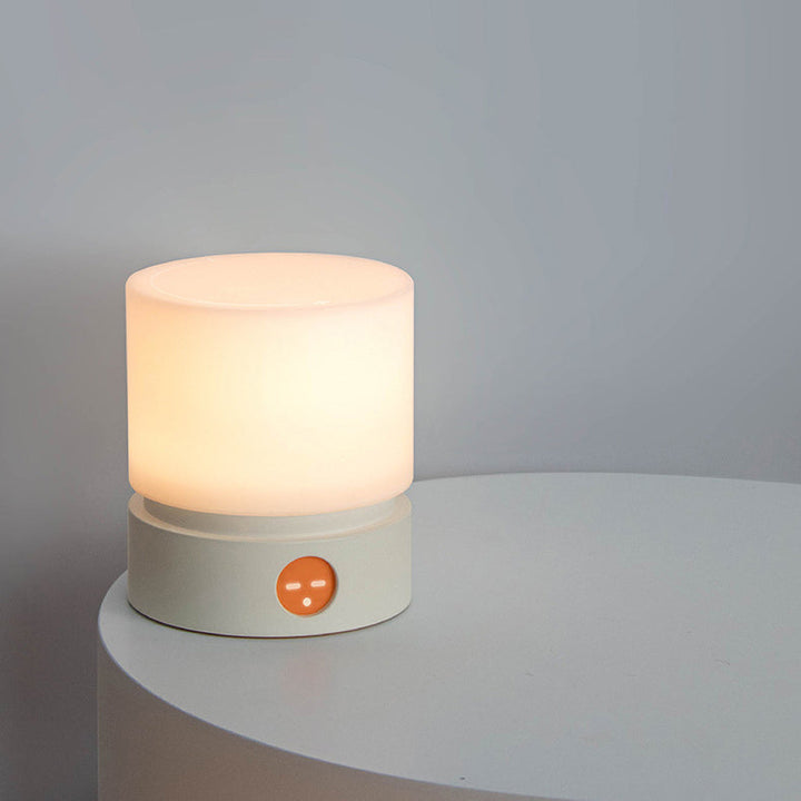 Skanto | Moderne nordisk timer oppladbar ABS HIPS silikon sylinder LED bordlampe nattlys for natbordet