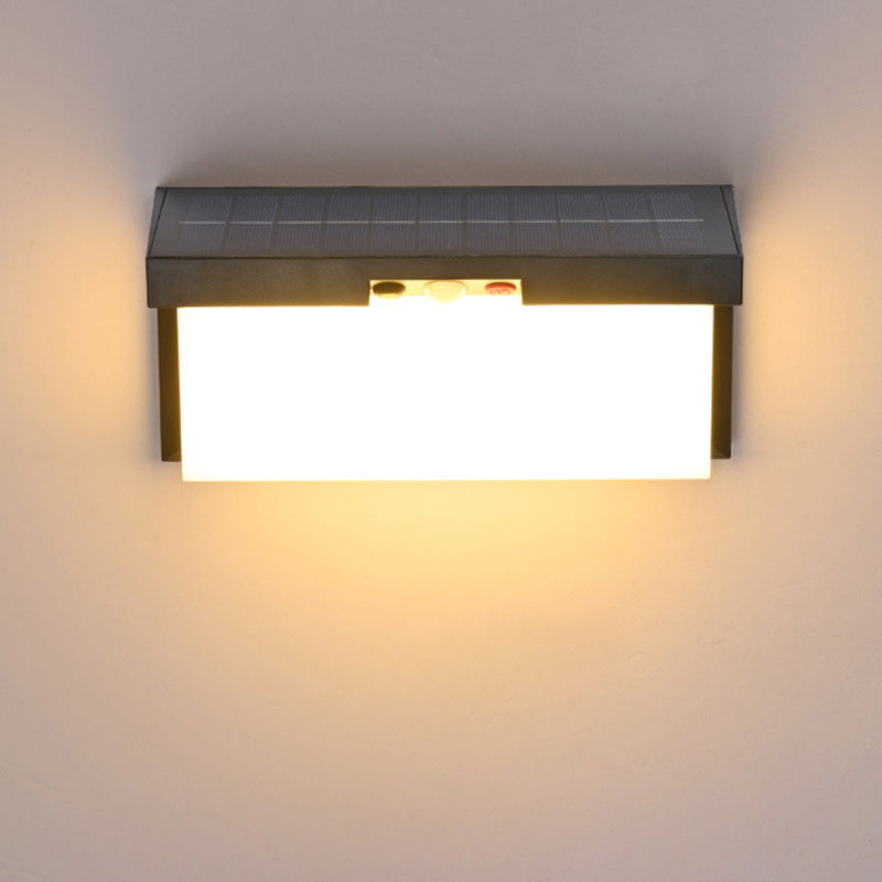 Moderne minimalistiske sol- og vanntette plast- og PC-rektangulære LED-vegglampe for utendørs, patio og hage | Skanto