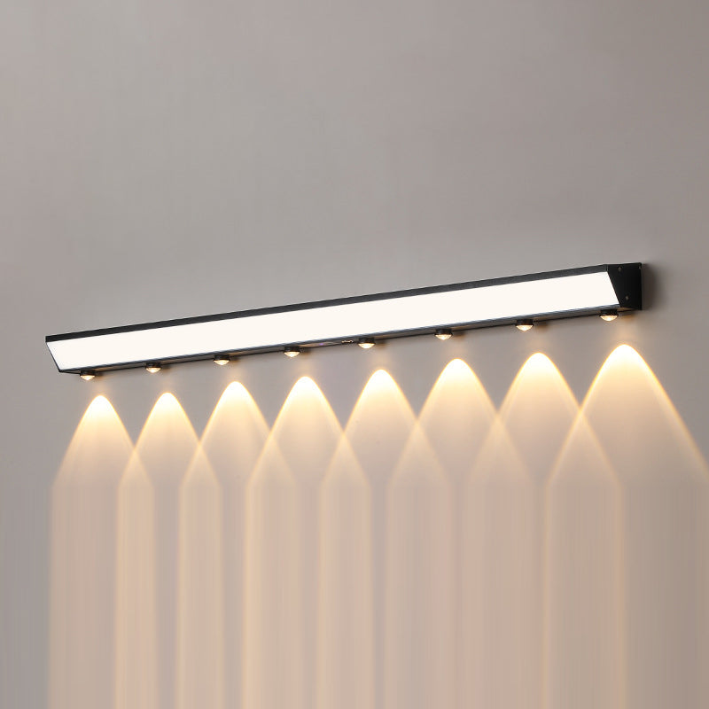 Soldrevet, vanntett, rektangulær LED-vegglampe med bevegelsessensor, laget av akryl, aluminium og rustfritt stål for terrassen