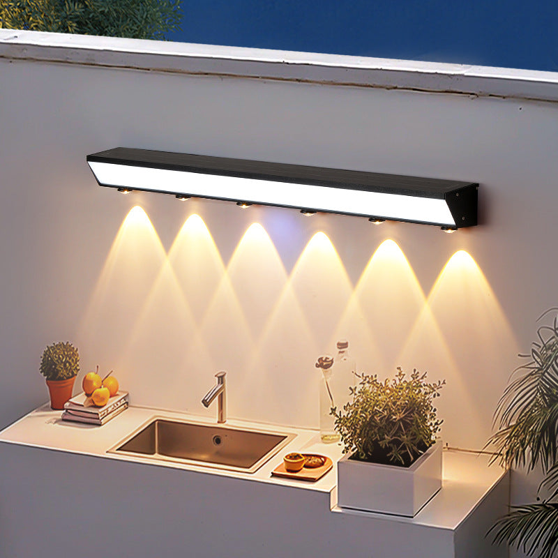 Moderne minimalistiske solenergi vanntett bevegelsessensor akryl aluminium og rustfritt stål rektangulær LED vegglampe for utendørs patio | Skanto