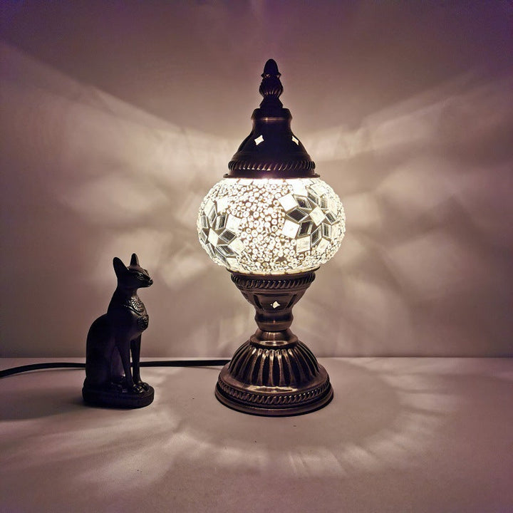 Skanto | Tradisjonell Tiffany Oval Glass Jern 1-Lys Bordlampe for Stuen
