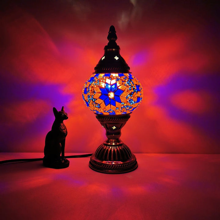 Skanto | Tradisjonell Tiffany Oval Glass Jern 1-Lys Bordlampe for Stuen