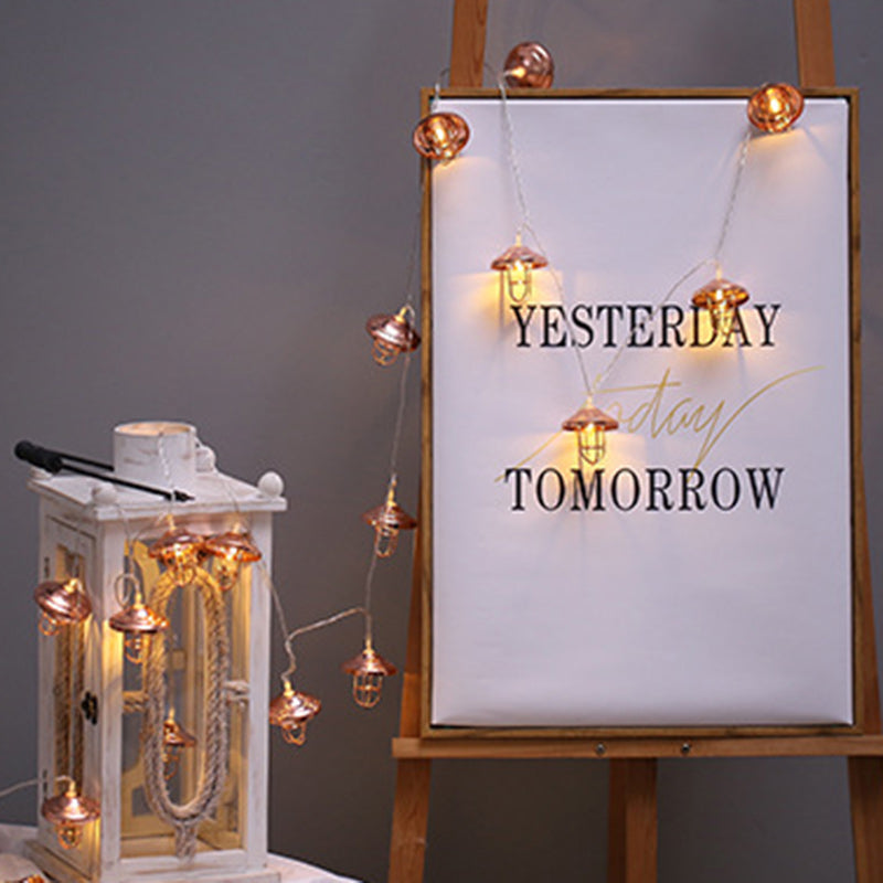 Skanto | Moderne Art Deco Mini Lantern Jern Plast LED Lyskjede For Soverom