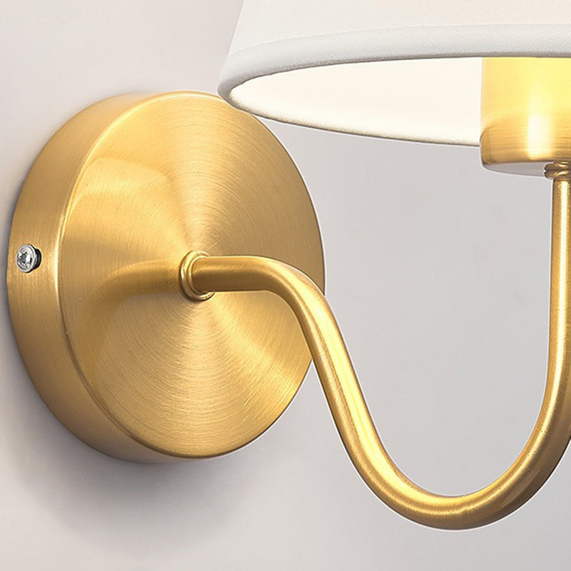 Norvo | Moderne Nordisk Rund Bøyd Stang Jern Tøy Nyttelys 1-Lykt Vegglampe for Stue