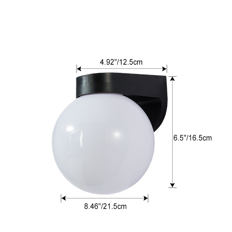 Moderne Enkelhet Vanntett Orb Polykarbonat Akryl 1-Lys Vegglampe For Utendørs Patio | Skanto