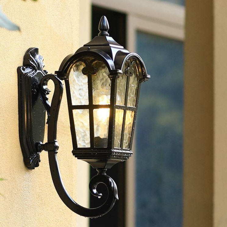 Tradisjonell europeisk kvadratisk blonder aluminium trykt glass 1-lys utendørs vegglampe for hage | Skanto