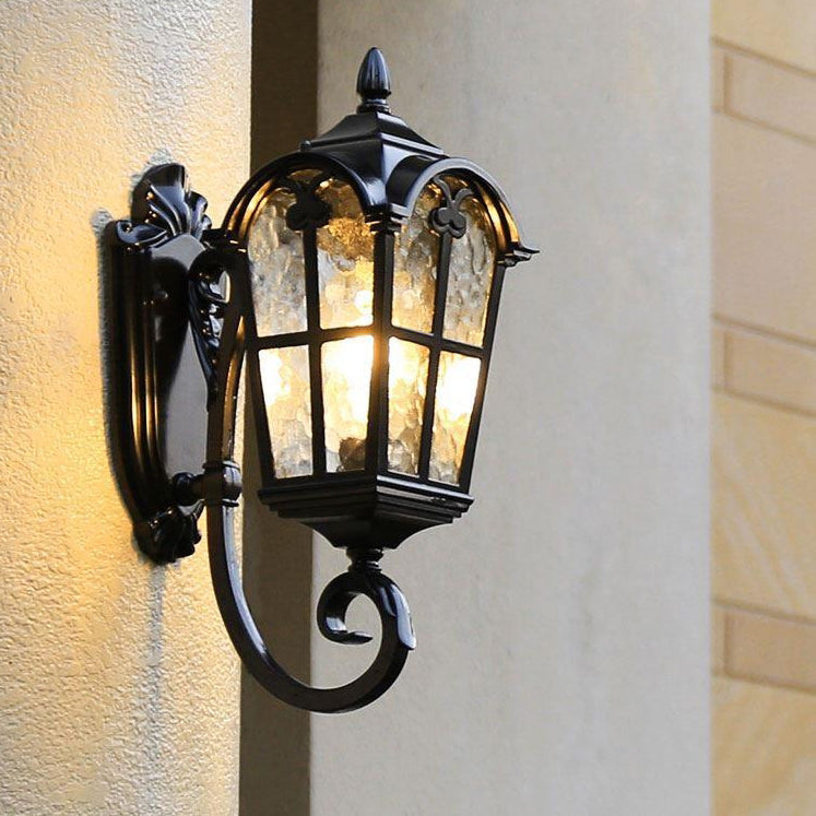 Tradisjonell europeisk kvadratisk blonder aluminium trykt glass 1-lys utendørs vegglampe for hage | Skanto