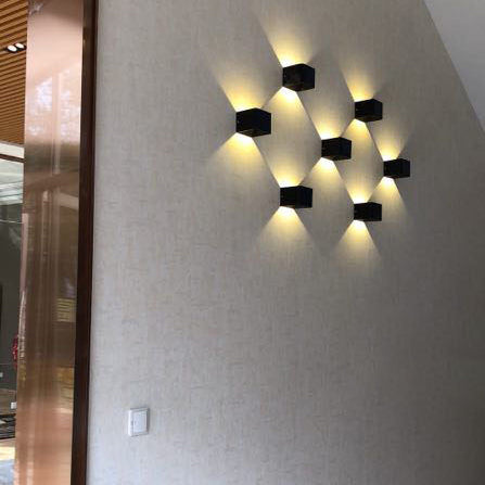 Skanto | Moderne Minimalistisk Vanntett kube Opp Ned Aluminium Glass Induksjon LED Vegg Lys Lamper For Soverom