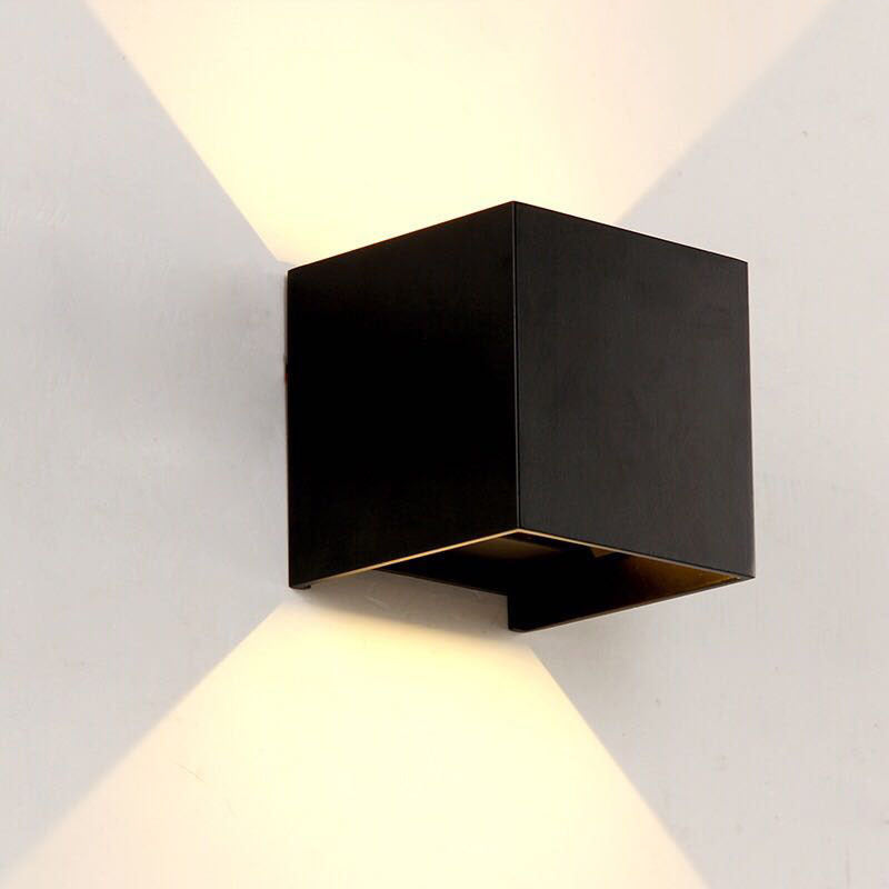 Skanto | Moderne Minimalistisk Vanntett kube Opp Ned Aluminium Glass Induksjon LED Vegg Lys Lamper For Soverom