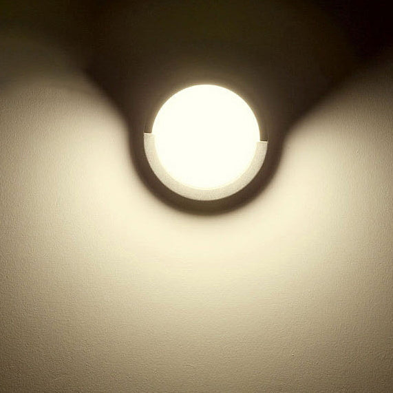 Vanntett rund/firkantet LED-vegglampe av plast/akryl for hagen