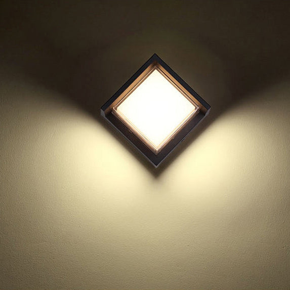 Vanntett rund/firkantet LED-vegglampe av plast/akryl for hagen
