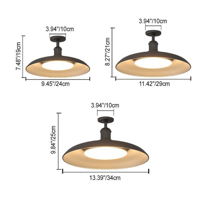 Vanntett, utvidet sylindrisk taklampe med skivefot laget av jern med 1 lyskilde, delvis innfelt montering for terrassen.