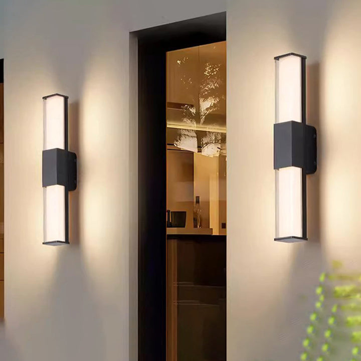Vanntett, rektangulær, lang vegglampe laget av aluminium/PC for utendørs bruk