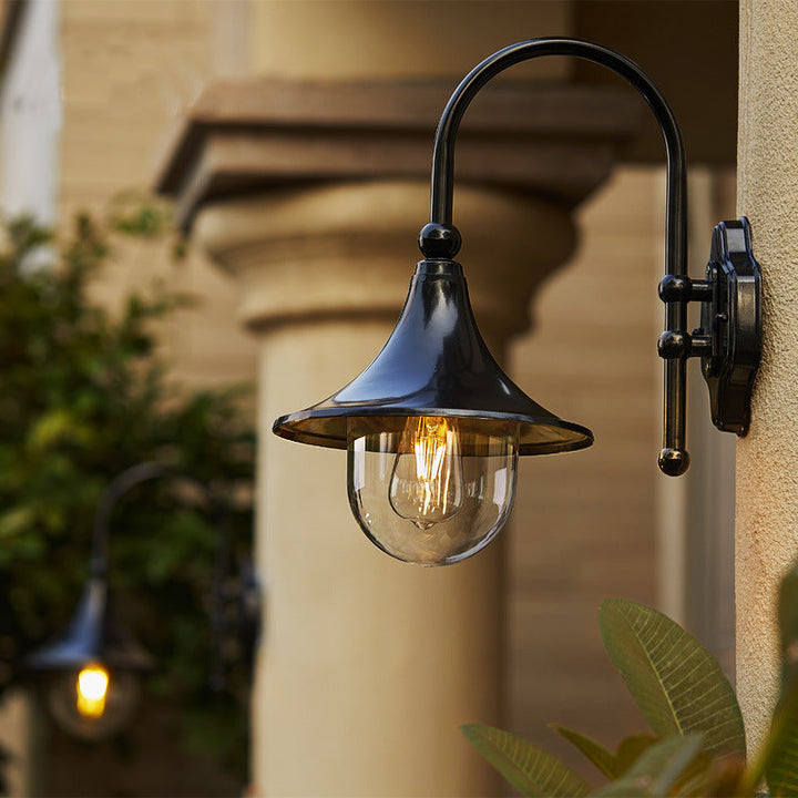 Moderne Enkelt Aluminium Trumpet Skjerm Glass 1-Lys Utendørs Vegglampe For Hage | Skanto