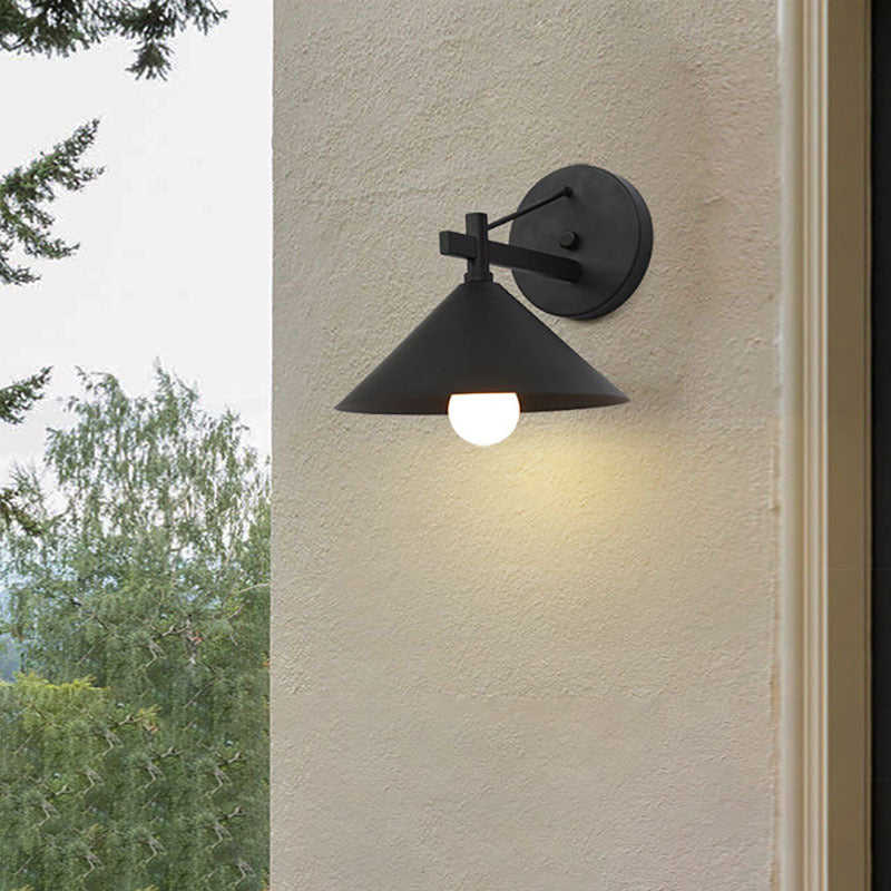 Samtidig nordisk jern geometrisk kjegle 1-lys utendørs vanntett vegglampe for hage | Skanto